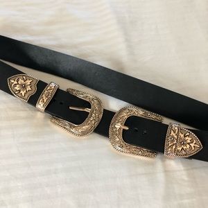 Double buckle western belt